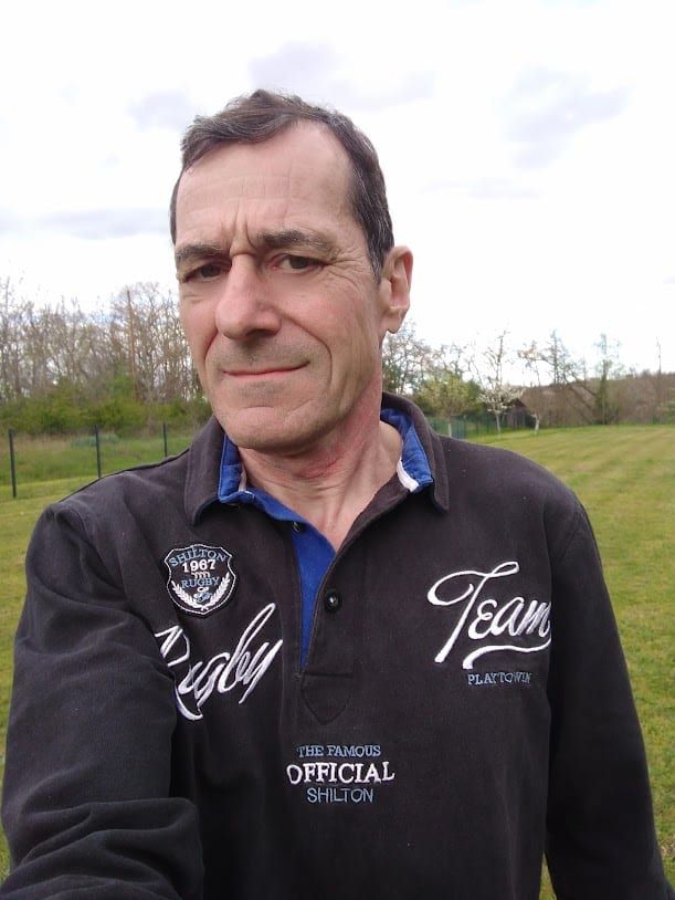 Profil de Theogene